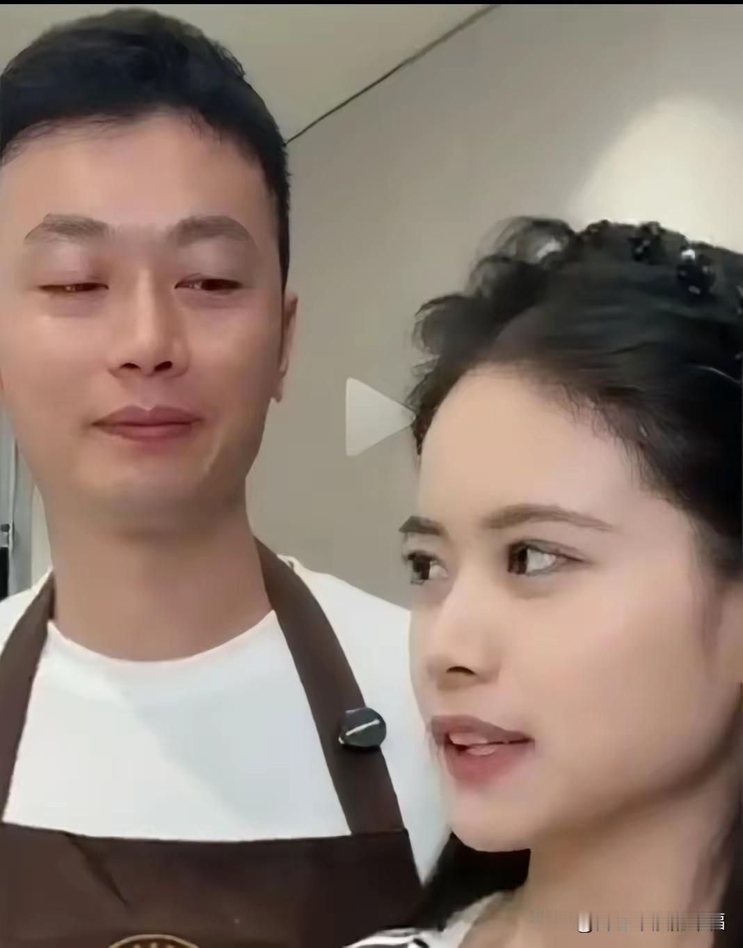 秋天爸爸人狠话不多，有人夸他有志气，不蹭前妻流量！拒绝商家22万和前妻一起拍合体