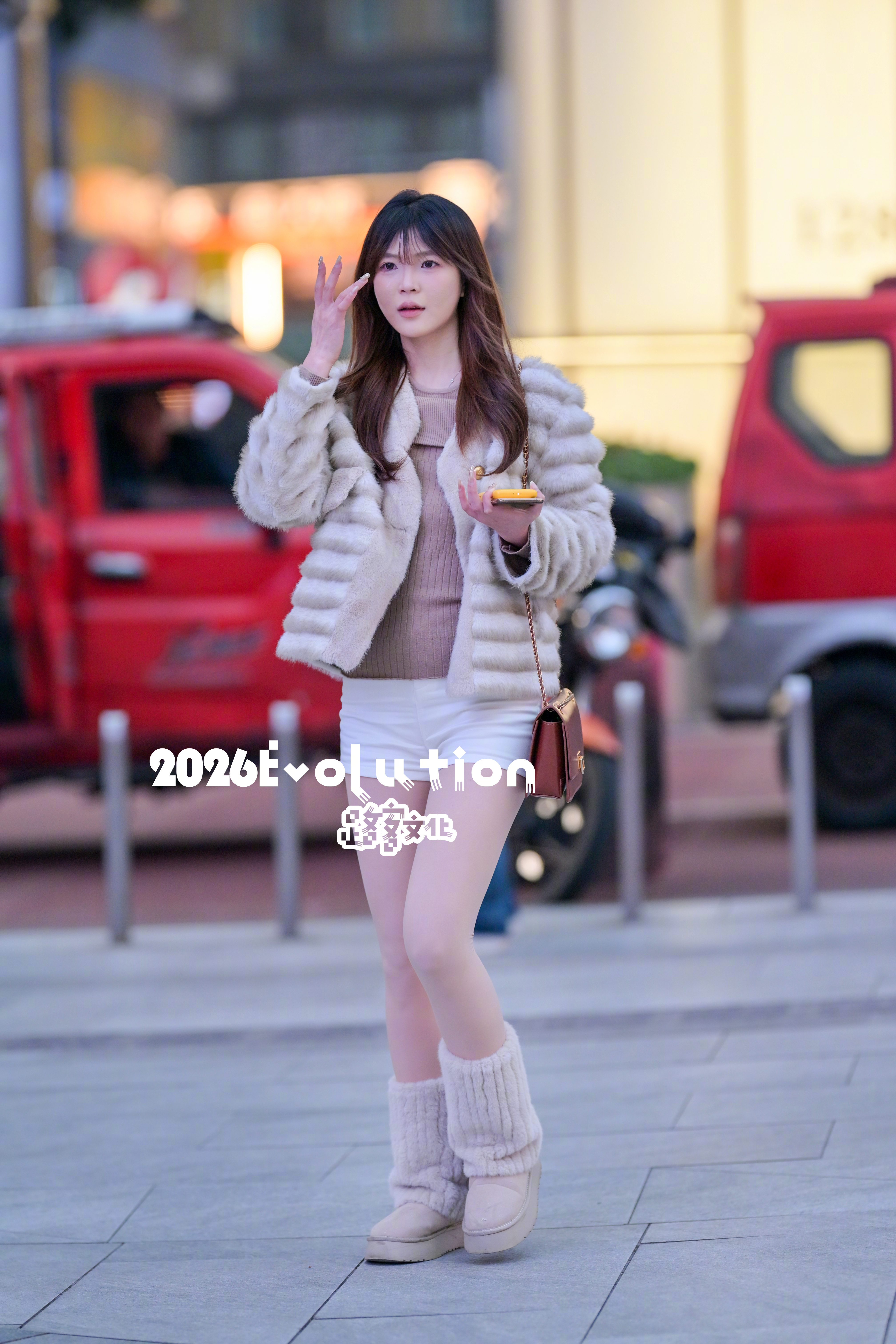 小姐姐心情不错 