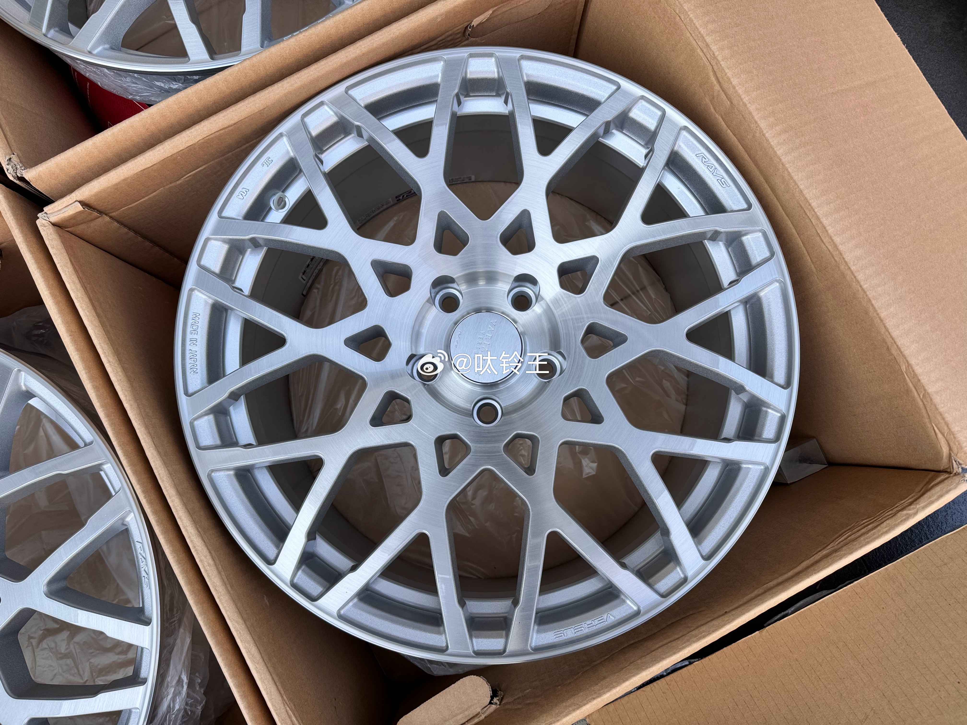 日本RAYS VV10M 全新库存现货数据19寸 9J ET35 5*12040