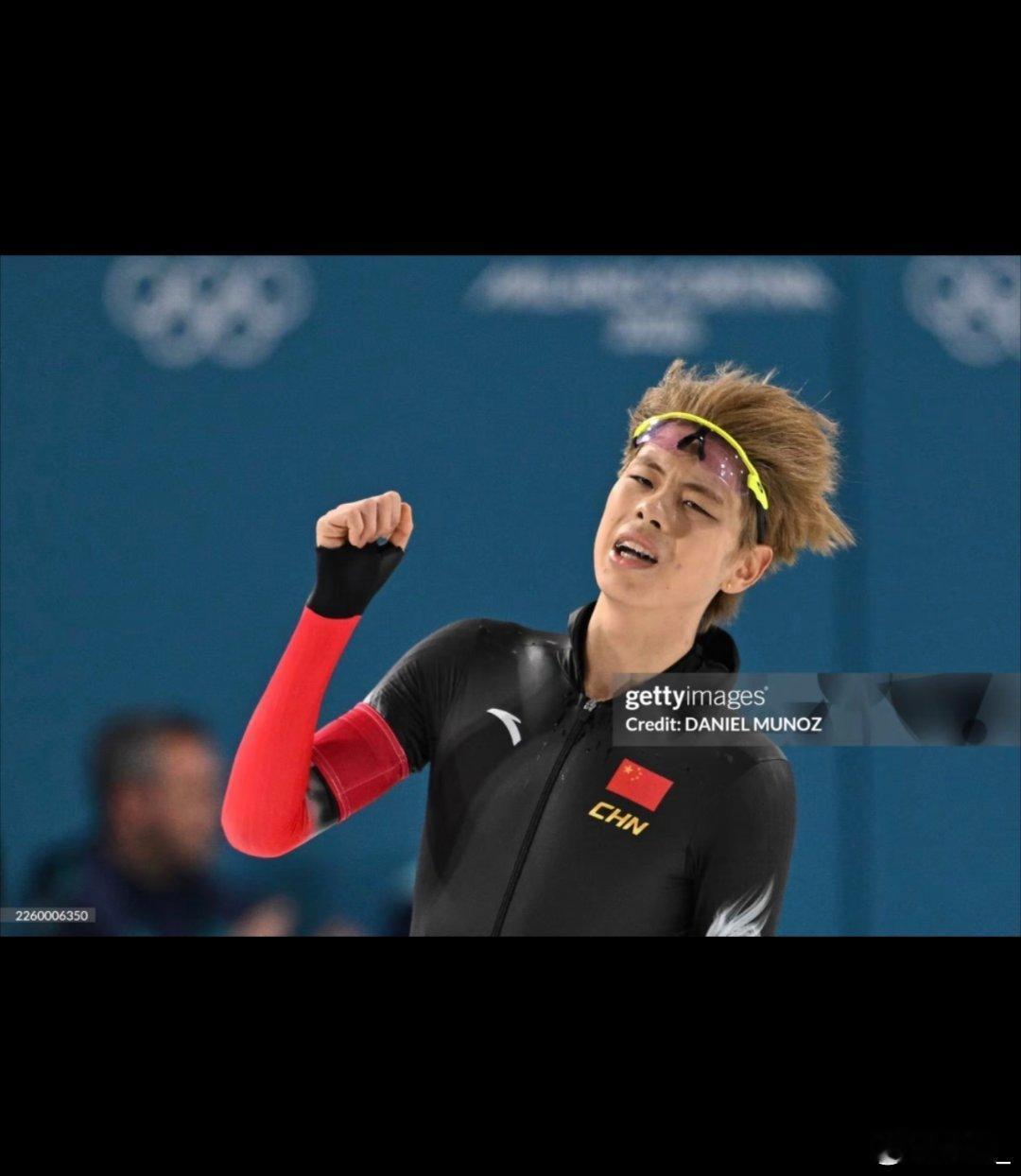 刘瀚彬拼完14600米再战一千五从5000米到团体追逐，刘瀚彬累计滑行14600