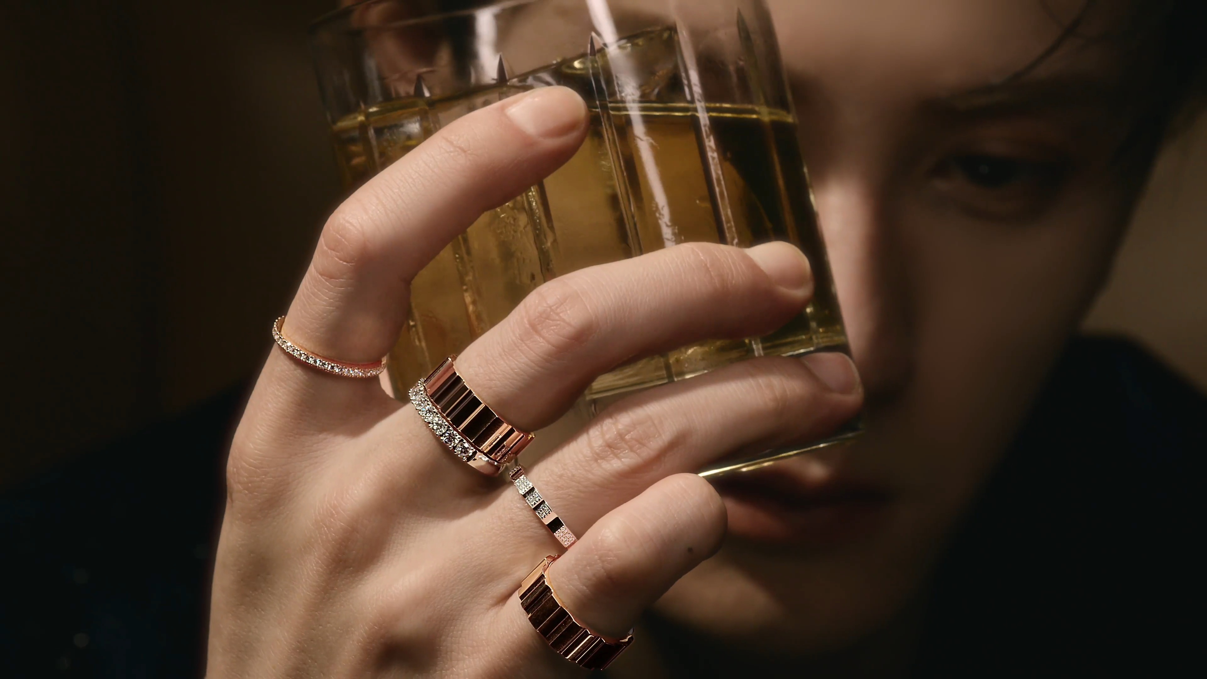 戴比尔斯：一个指头都不准放过！ 