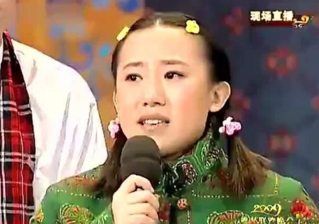 丫蛋一共养着三个孩子，大儿子王天琦是跟前夫王金龙在2011年生下的，两人分开之后