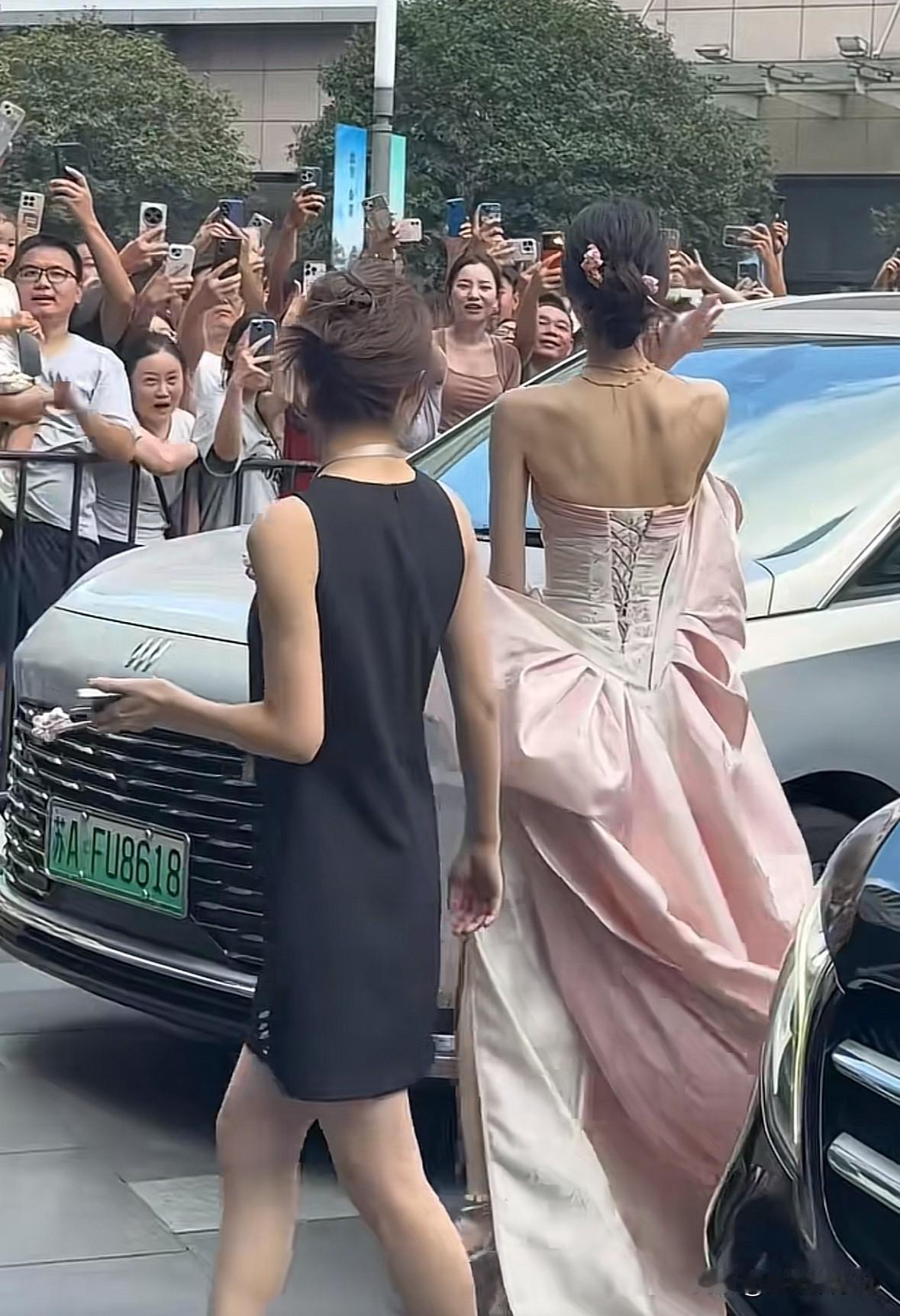 妈呀，宋轶这也太瘦了吧！