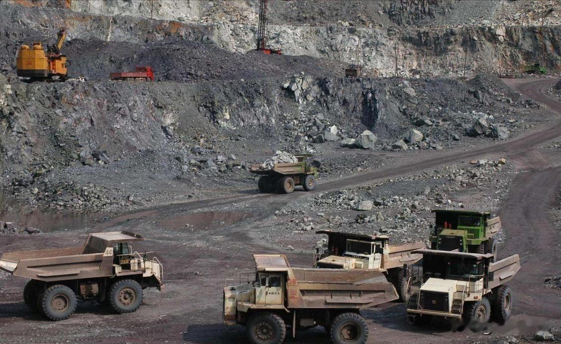 越南突然封矿锁稀土，储量暴跌八成，这场豪赌能赢吗？
越南国会最近通过了个重要法案