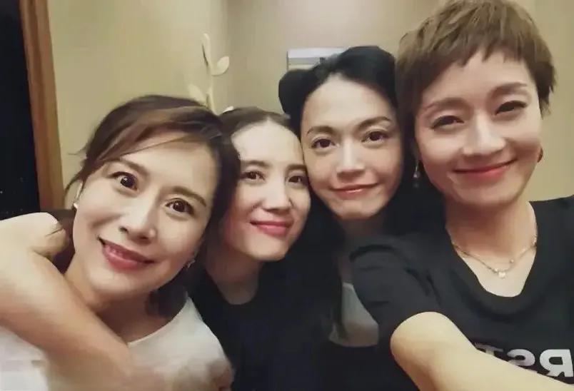 4位女星近年来的状态差别很大！ 马伊琍凭借《繁花》、《我的阿勒泰》，展现了较强实