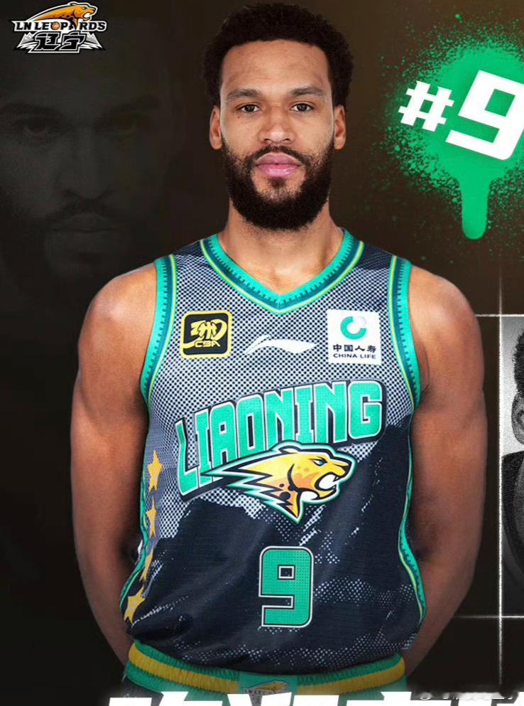 今日，辽宁男篮启程奔赴山西，备战明日的CBA常规赛，此次随队出征的外援仅莫兰德与