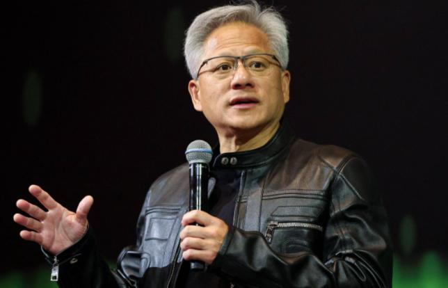 黄仁勋的话引起了连锁反应！
【凤凰网】英伟达CEO黄仁勋5月8日的一句判断，直接