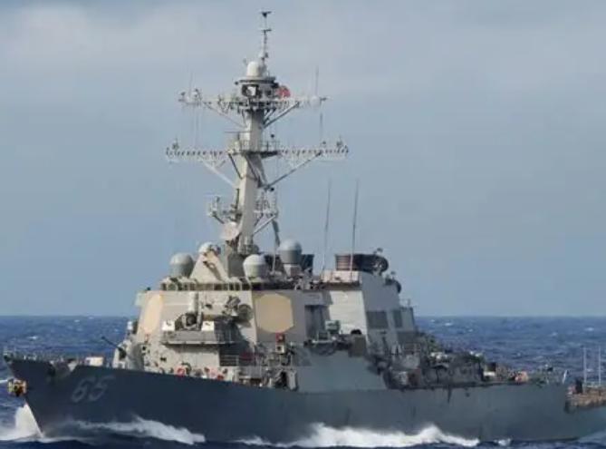 美国海军“本福德号”导弹驱逐舰在南海出现严重故障，再次暴露出美军长期海外部署中的