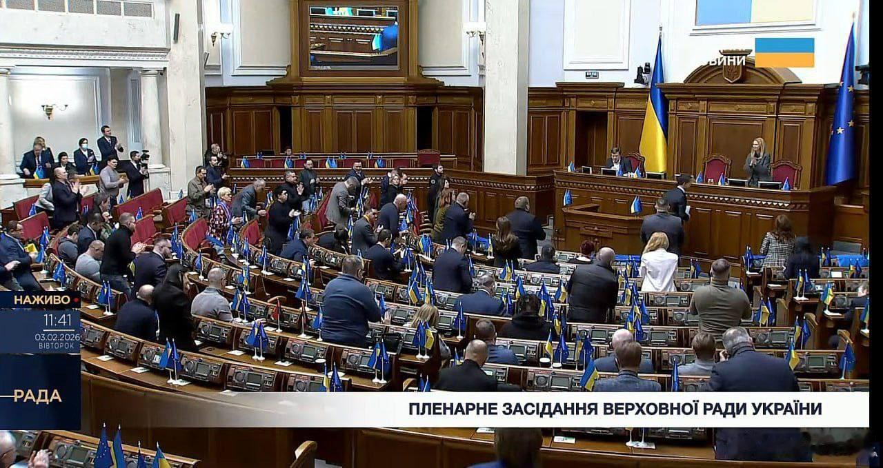 乌克兰最高拉达看来不怎么欢迎吕特，都没啥人来源：Милитарист俄乌局势新进