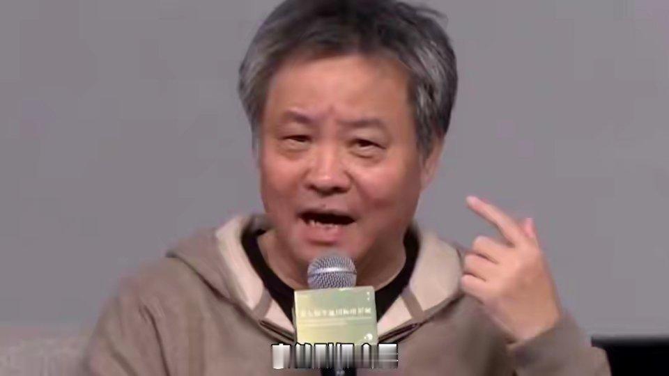 于正回复余华于正公开回复余华：我们和好了吗？格局拉满，于正公开回复余华，短短几句