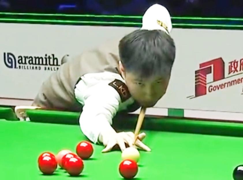 赵心童5-4击败沃克林，挺进世界大奖赛四强！
 
 
北京时间2月6日晚，202