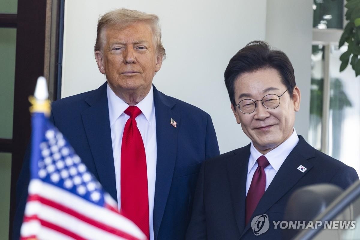 【#韩国3500亿美元对美投资接近敲定#】特朗普从韩国拿到的3500亿美元投资承
