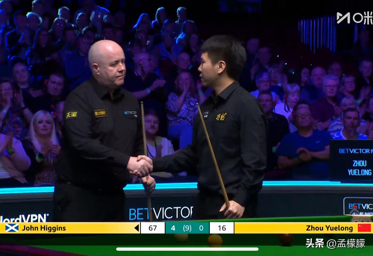 北京时间2月28日讯，2026斯诺克威尔士公开赛8进4轮次的比赛，周跃龙VS希金