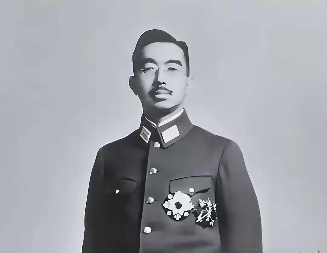 “日本天皇”称谓是当年日本强加给中国，现须改成日本国王或倭王。

这事儿说起来真