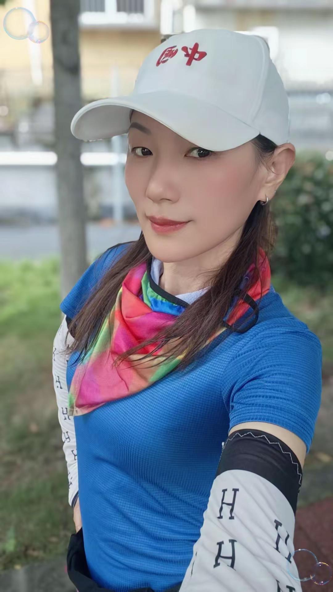 爱跑步的小姐姐