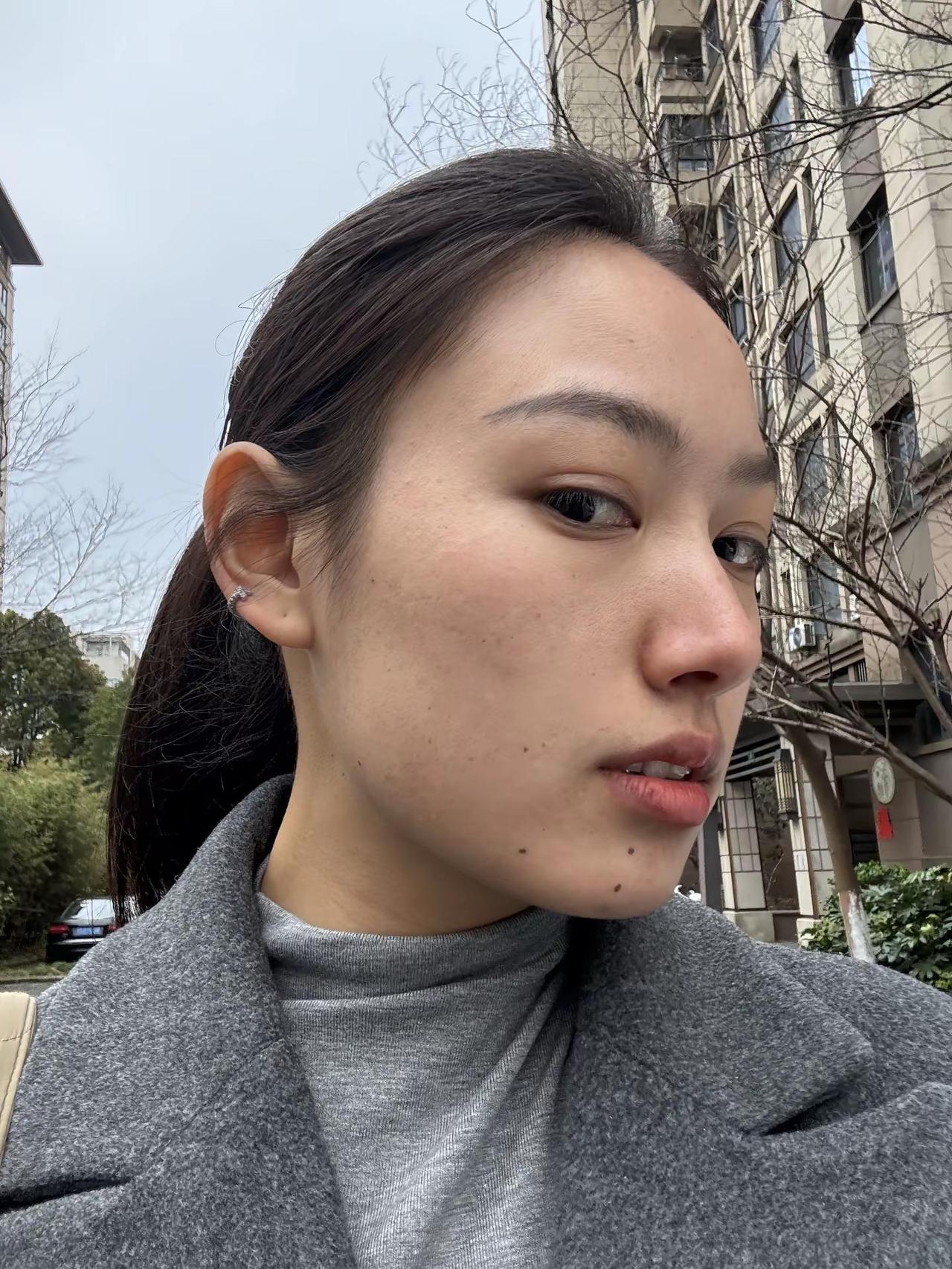 都别自卑 卸了妆都一样😅