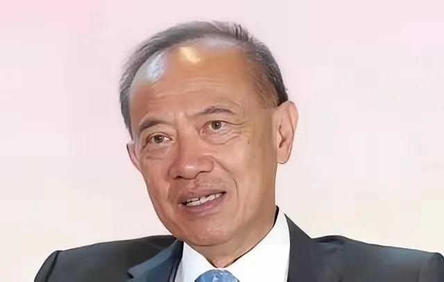 终于有人说出了大实话！新加坡前外长杨荣文说：不要看美国动不动就威胁中国、制裁中国