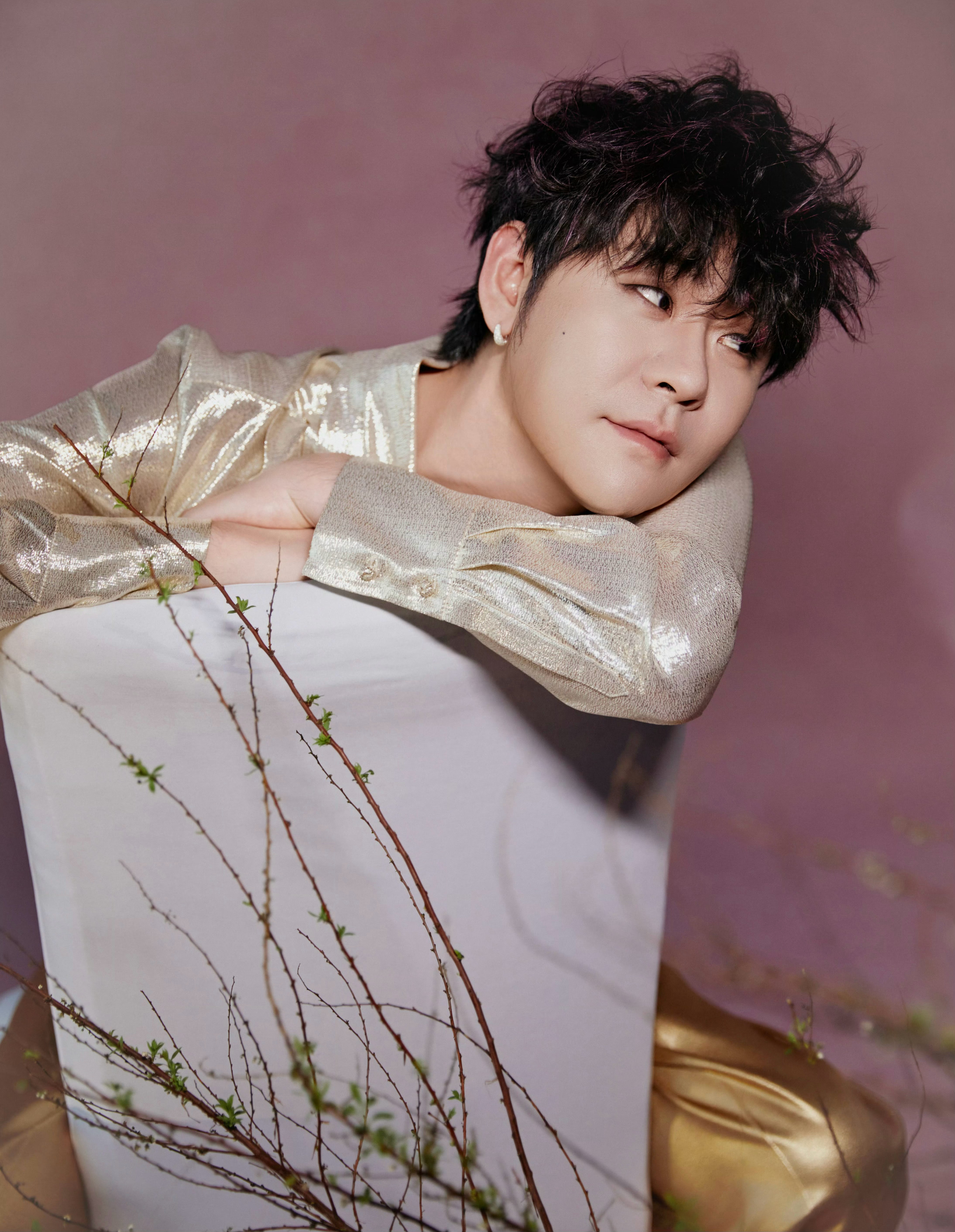 张云雷靠近你演唱会 不一样的风格，一样的可爱周末看到新鲜的好幸福 张云雷靠近你巡