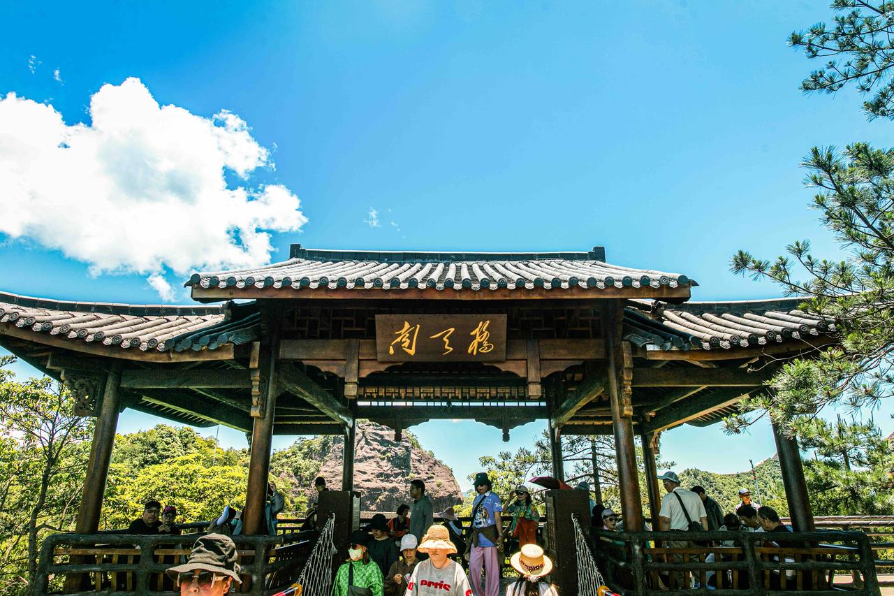 暑期师生免票🆓 快码住这份浙江神仙居超全攻略

📍浙江省台州市仙居县白塔镇神