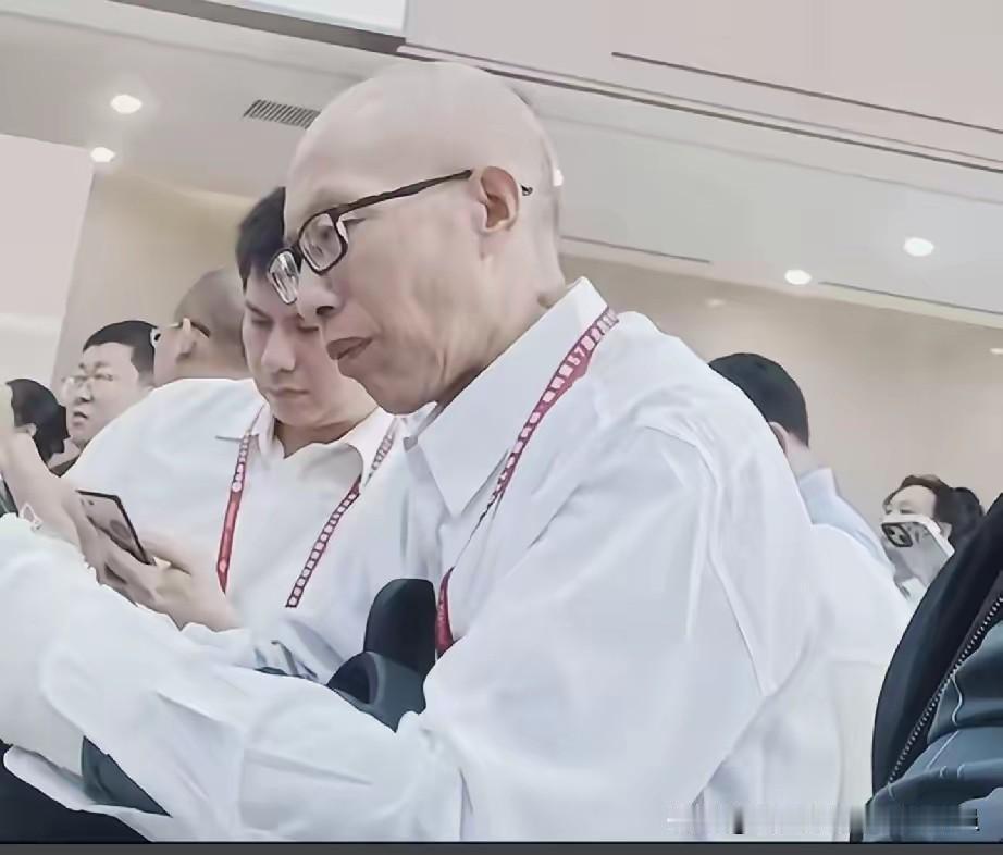 如果提供朱跃军博士医学研究环境，朱博士仍然有创造医学研究奇迹，到时他获得医学诺贝