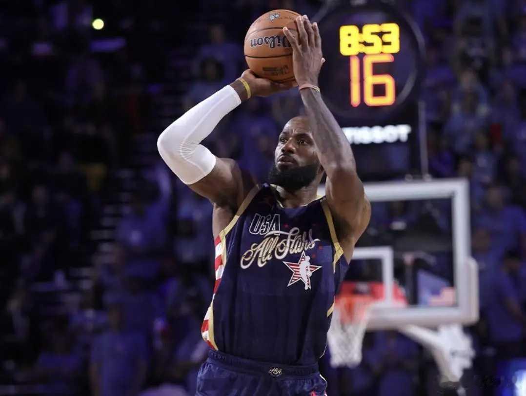 安东尼：没有詹姆斯，这个联盟就转不起来北京时间2月17日，卡梅罗-安东尼在《7P