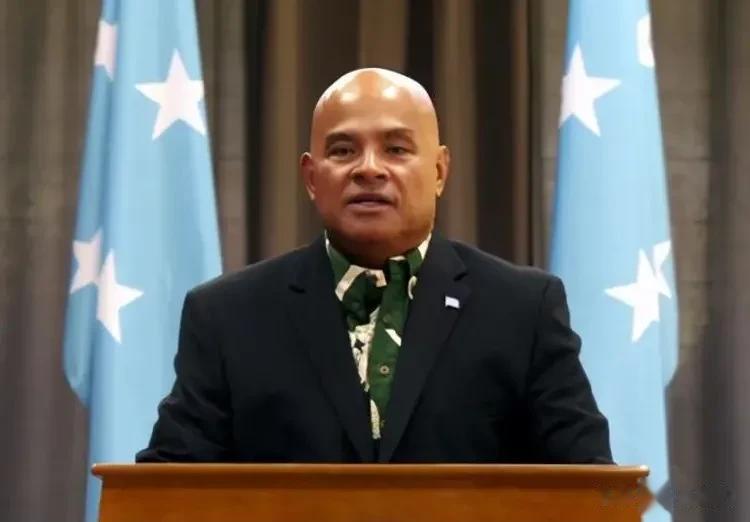 一小国总统宣布与华“断交”，否认台岛属于中方领土，中方态度让人紧张！

随着中国