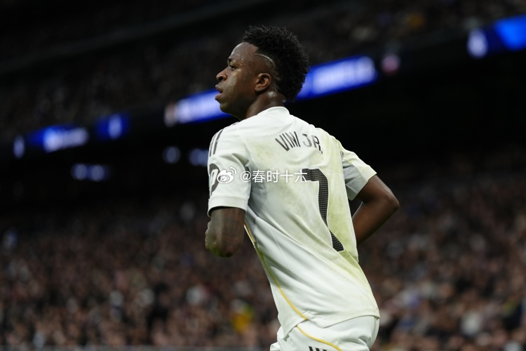 维尼修斯：如果一切顺利，希望帕奎塔能几天内与弗拉门戈完成签约足球 1月21日讯 