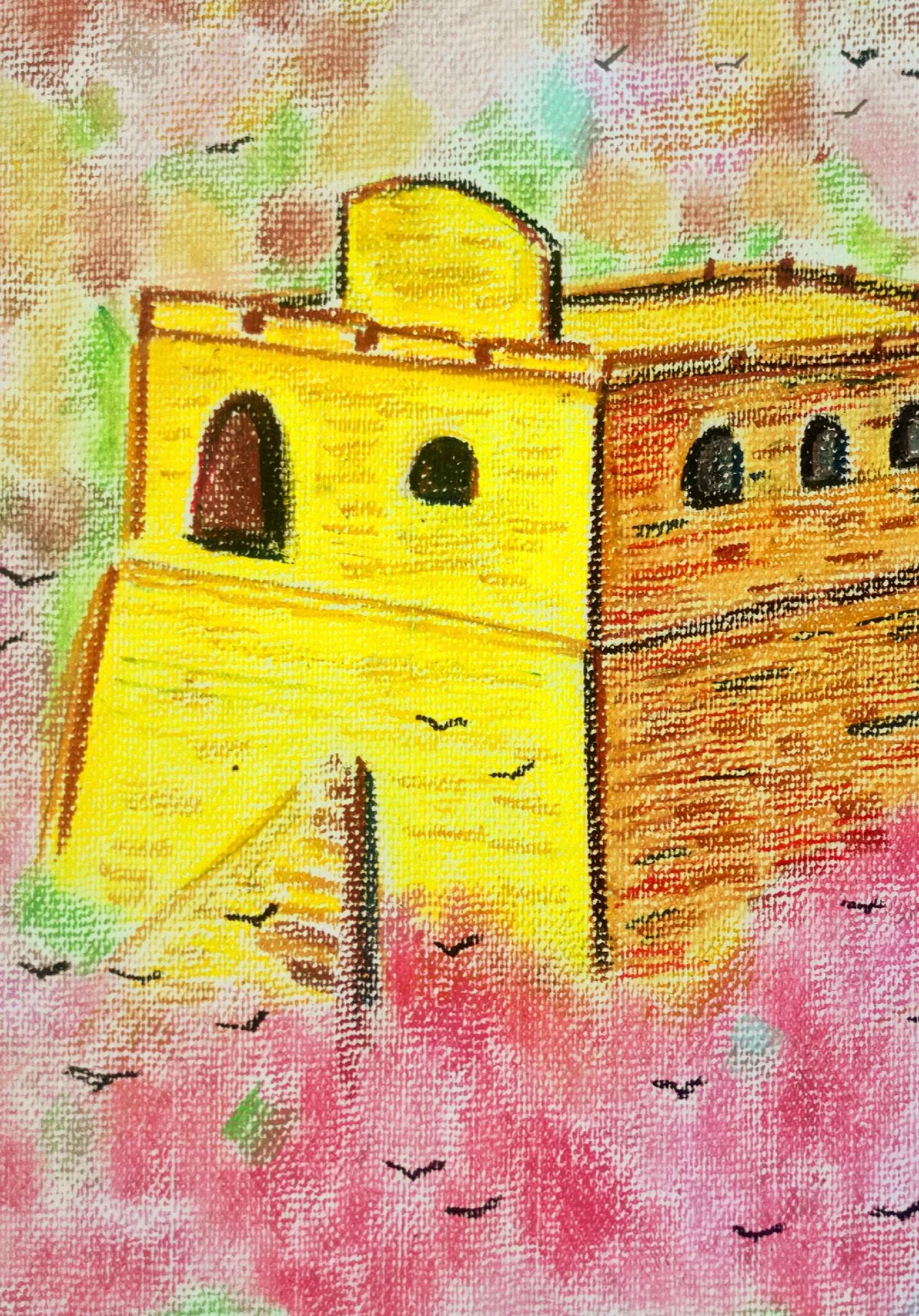 待到山花烂漫时。花家窑子菱形敌台，俯瞰呈60°和120°邻角互补的平行...