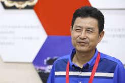 在中国体育界，大概没有哪支队伍能像中国女排一样，绑定着如此厚重的大众情结。

很