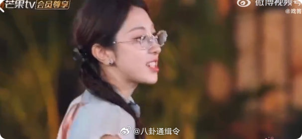 张小婉[超话]张小婉的五官李嘉琦来守护乘风2025感觉李嘉琦能出一本《如何守护队
