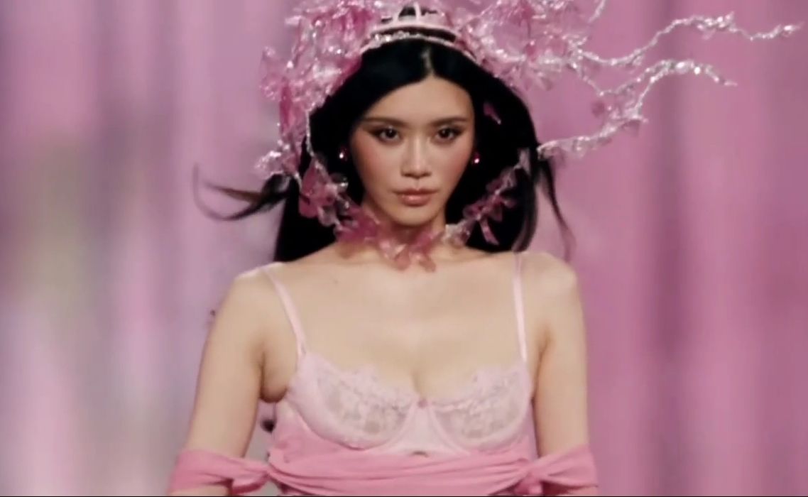 #奚梦瑶##刘雯#2026维密大秀！！[爱慕][爱慕][赞][赞]