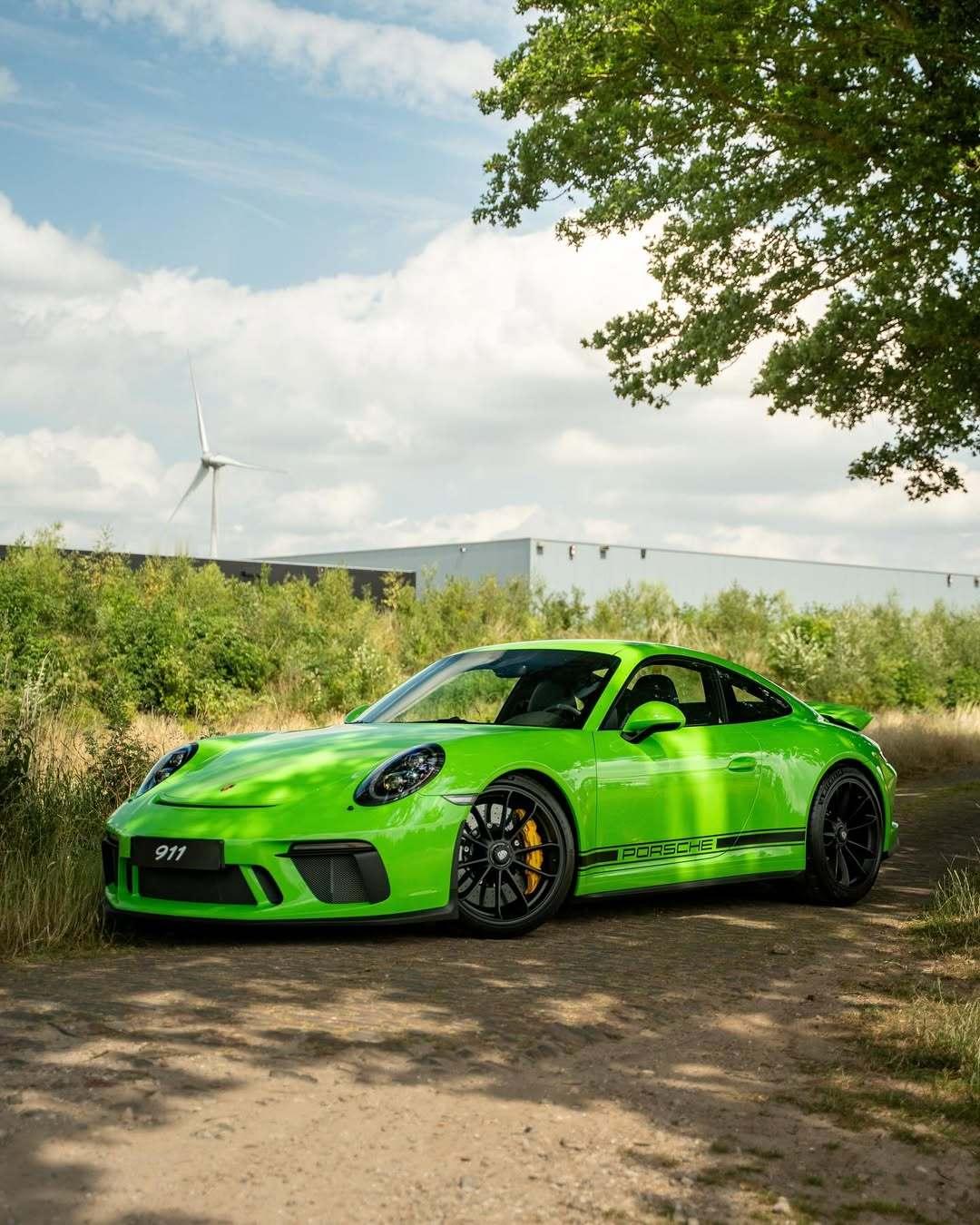 Porsche 911 991.2 GT3 Touring ​​​