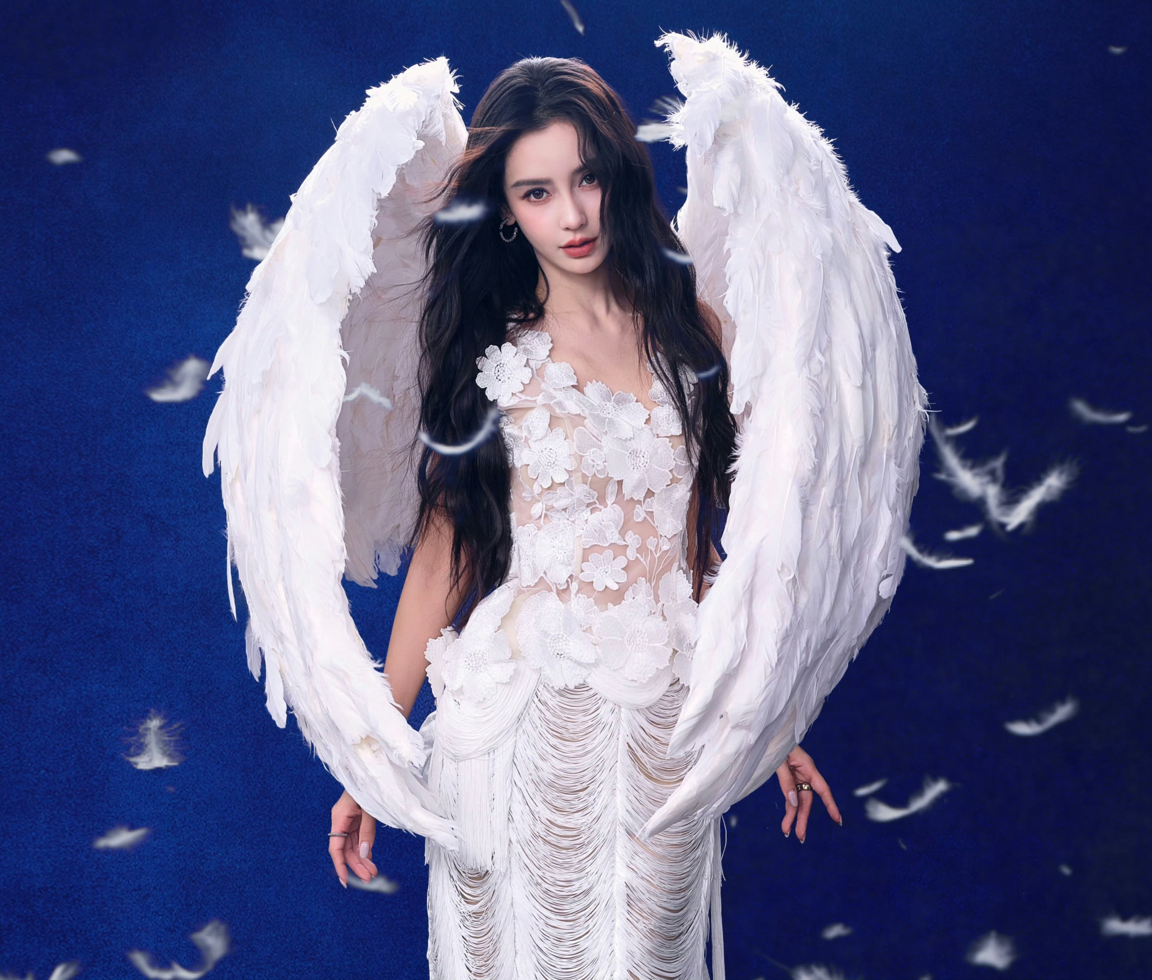 angelababy 杨颖 叮咚！！！⏰⏰⏰开始本次聚会团建结束后在群里接龙打咔