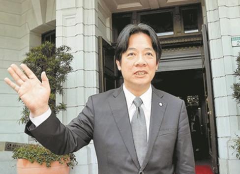 赖清德给自己挖坑？
起诉馆长闹笑话！


赖清德这次有点难办
用恐吓公众罪去起诉