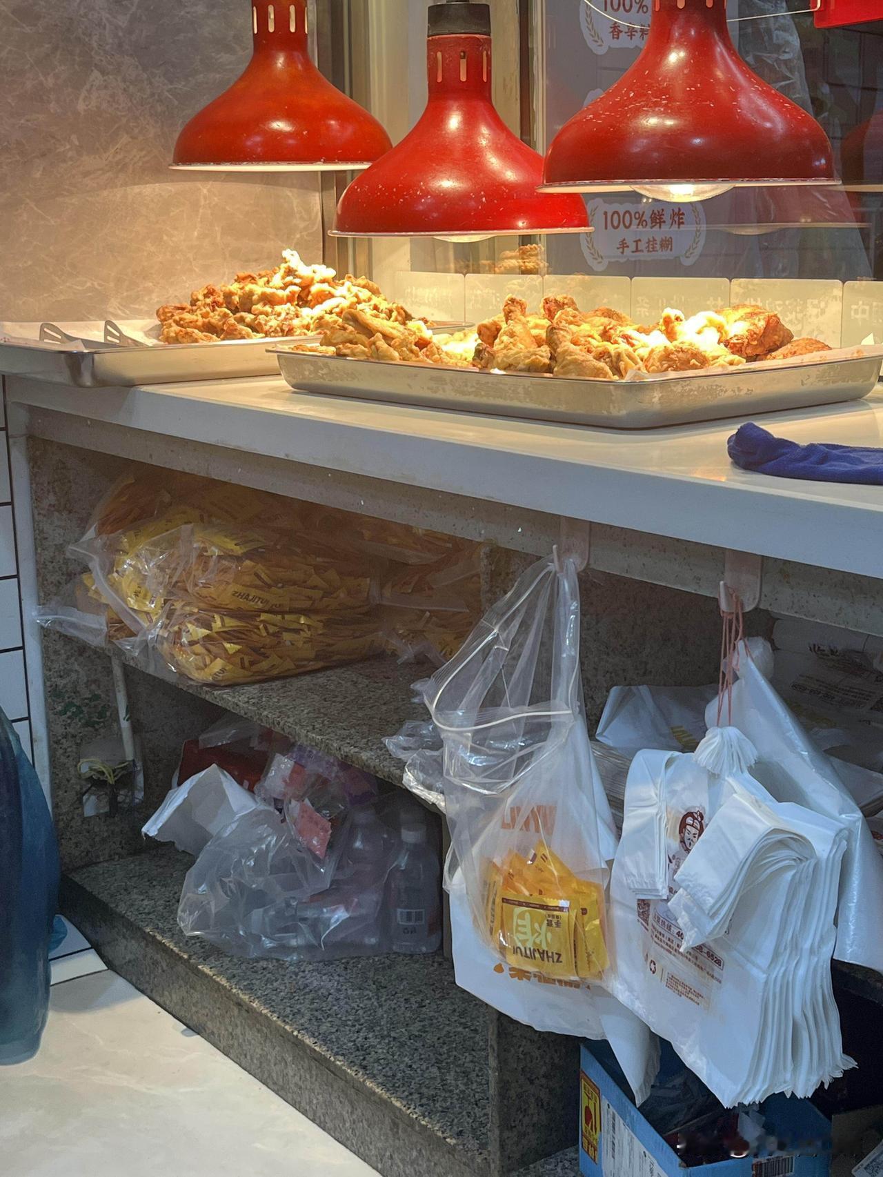 04年工作3年，第10份工又快没了…万辞王是我
04年，工作第3年，正在打我的第