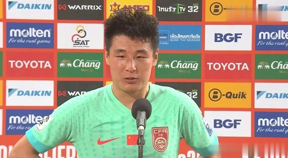 中国男足2-1泰国男足，武磊：我们都相信落后能打回来，下一场放低姿态力拼韩国，实