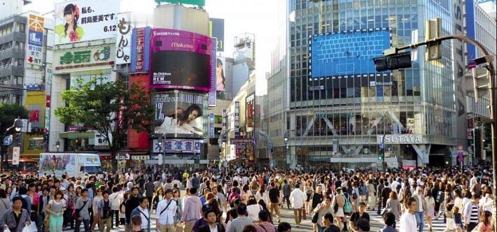 外交部提醒中国公民近期避免前往日本，这可不是小事。今年日本社会治安差，针对咱中国