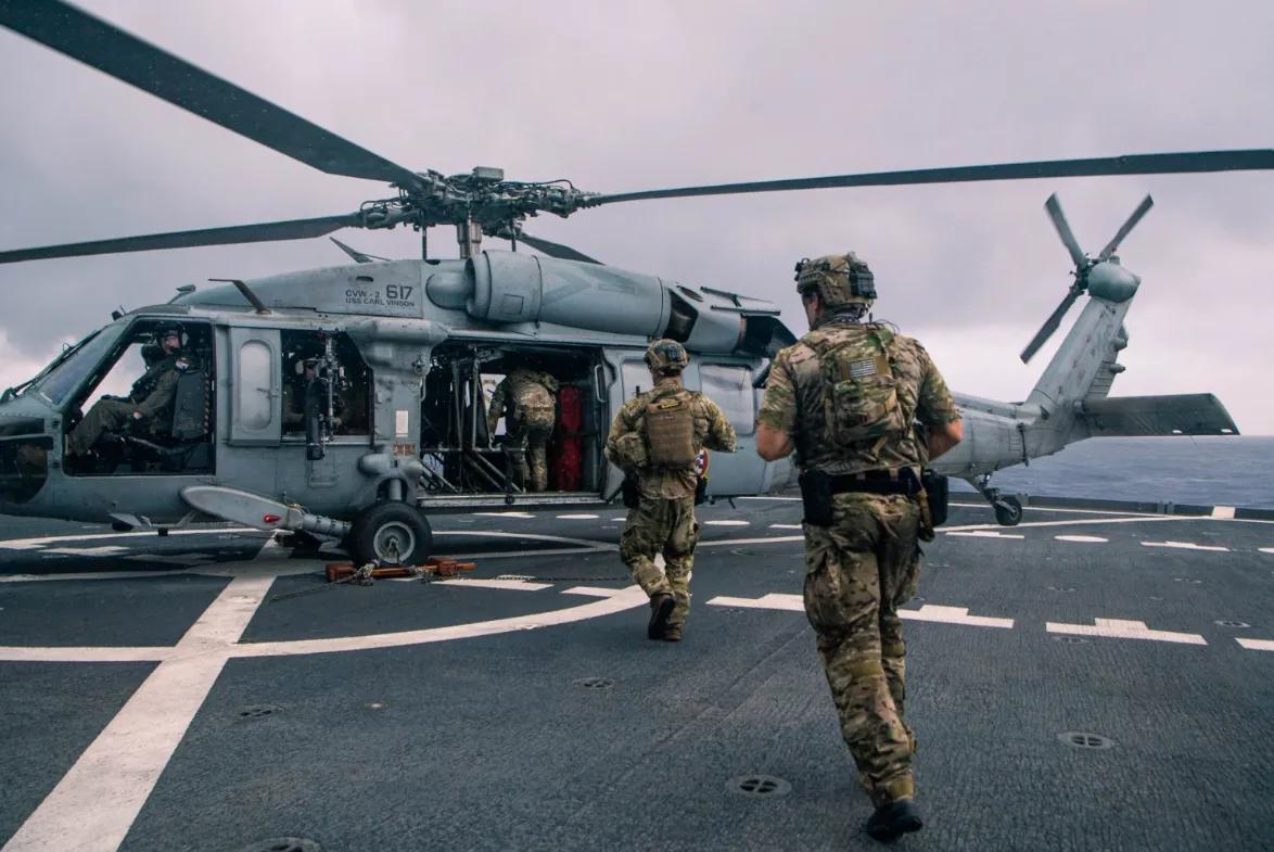 美军特种部队正计划在公海发起突击行动，强行扣押与伊朗相关的油轮，目标是彻底切断伊