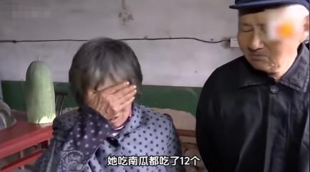 太败家了！儿媳坐月子没沾一点荤腥，奶水稀少，孩子饿的哇哇哭，吃12个南瓜被婆婆指