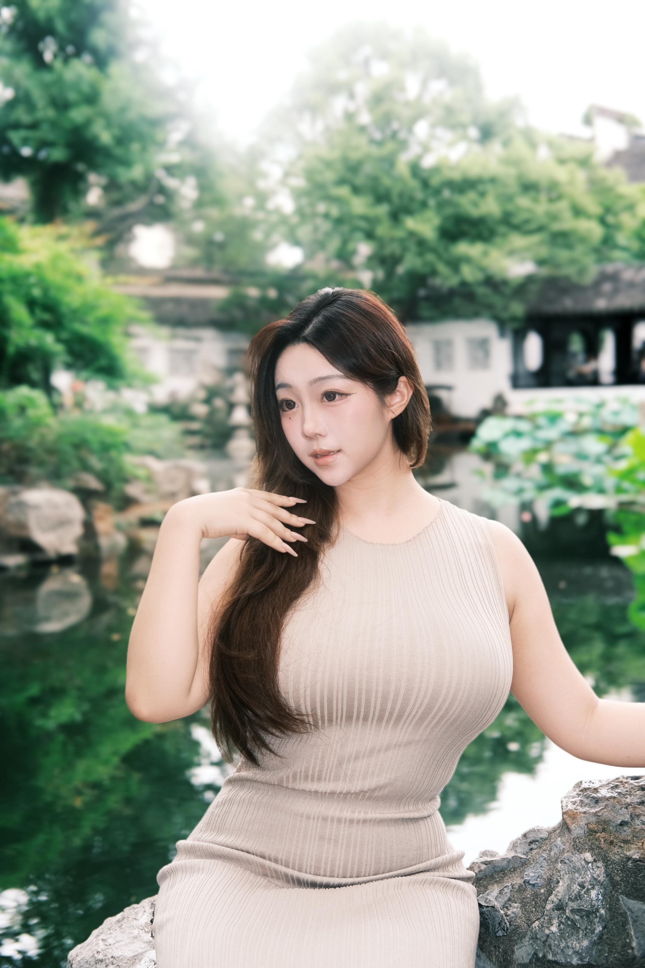 我不爱无聊人间。只偏爱你眉眼