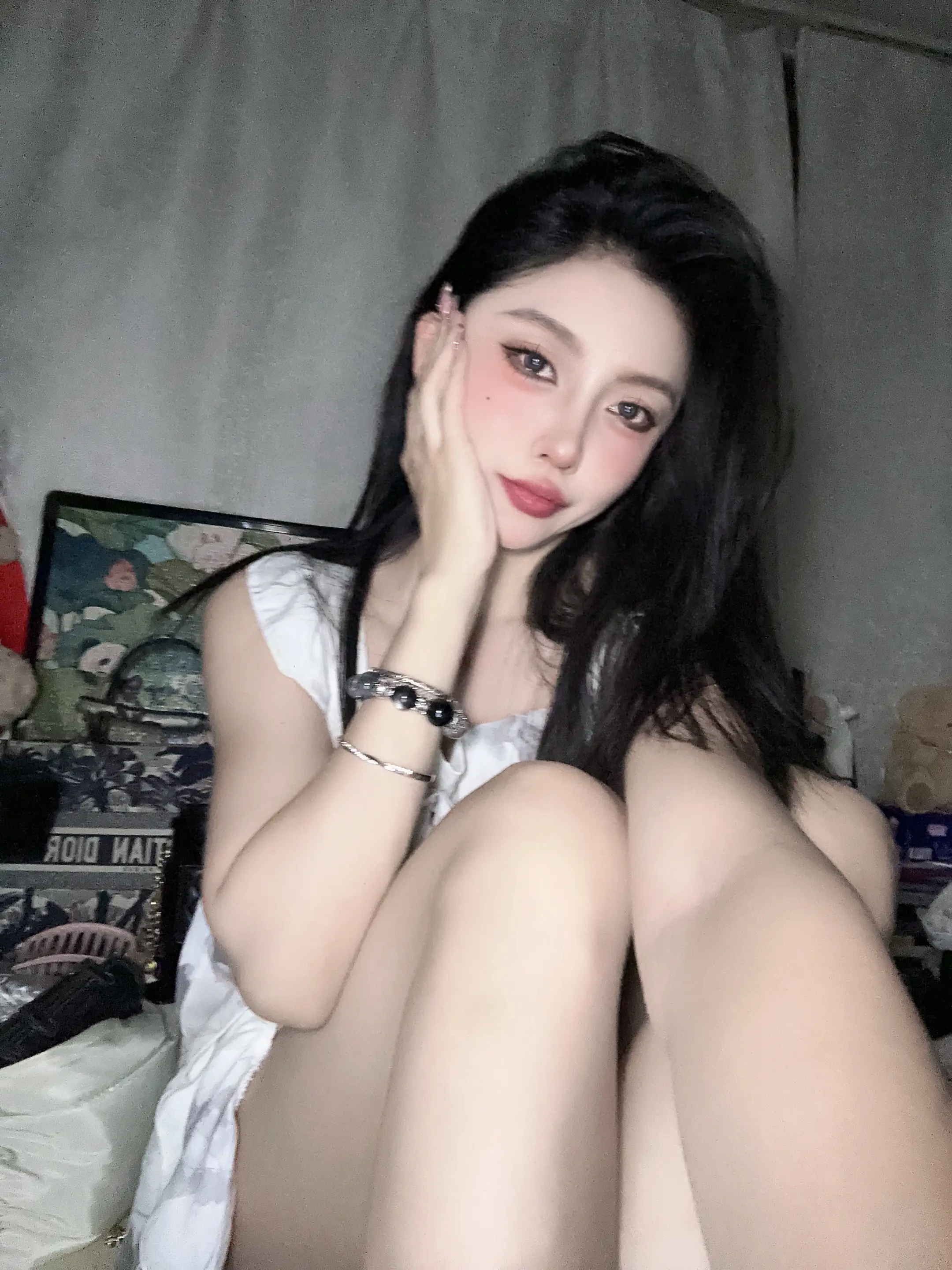 我永远恨你 你和日本人关在一个房间 我有两发子弹 我打你两次