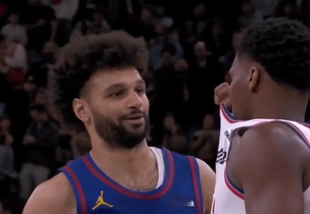 伦纳德杀人诛心啊

快船115-114掘金，赛后伦纳德接受采访时谈到了穆雷最后三