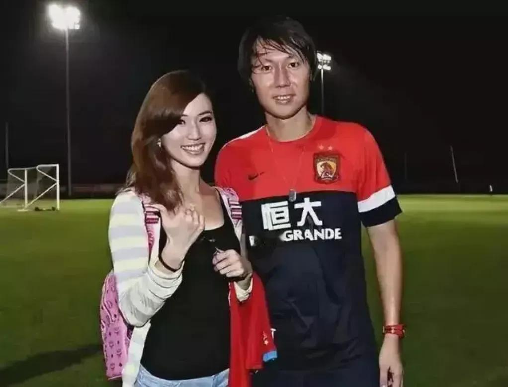 [[捂脸][赞]男足反腐风暴，李铁贪腐惊人[赞][捂脸]]
       昨天（