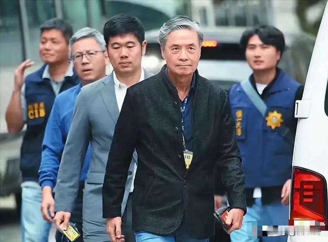 请用一句话或者一个词，评价马英九的前幕僚金溥聪其人。咱们评论区见[灵光一闪][灵