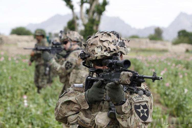 头条 军事

【快讯】美军这回真挂彩，“史诗狂怒”伤了二百多，9个还躺重症！
