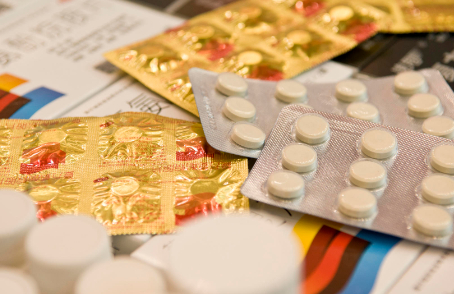 【#百万抗癌药首次纳入商保#】红星资本局注意到，今年是首次引入商保创新药目录谈判