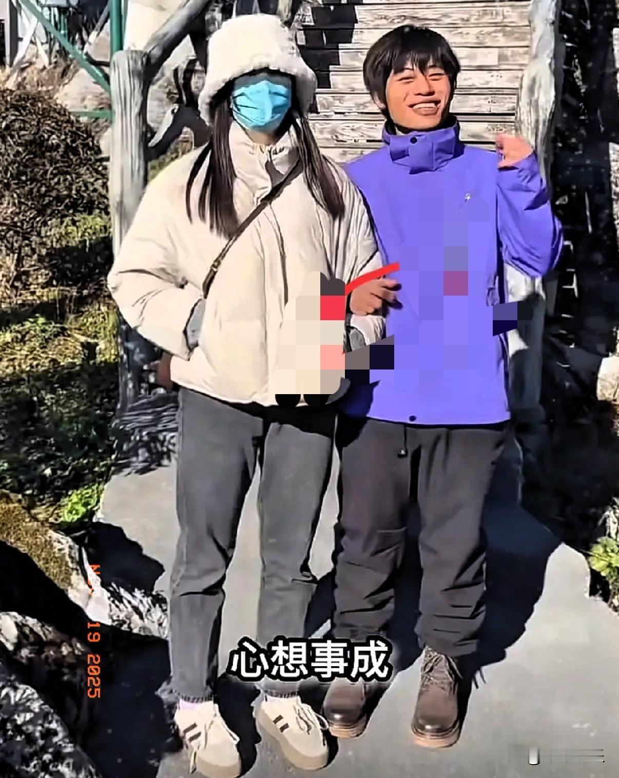 现在最开心的，
绝对是林北的丈母娘！
只要刷到两人的互动，肯定能放心把女儿交给他