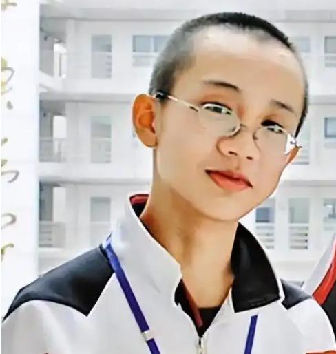 “要是放他回中国，那将是美国科技界的巨大损失！”美国专家发出慨叹，原来竟是为了他