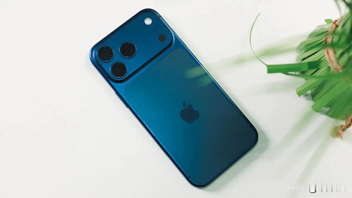 不是传闻iPhone 17系列涨价吗？ 现在还没有涨价！估计涨价消息出来，还会刺