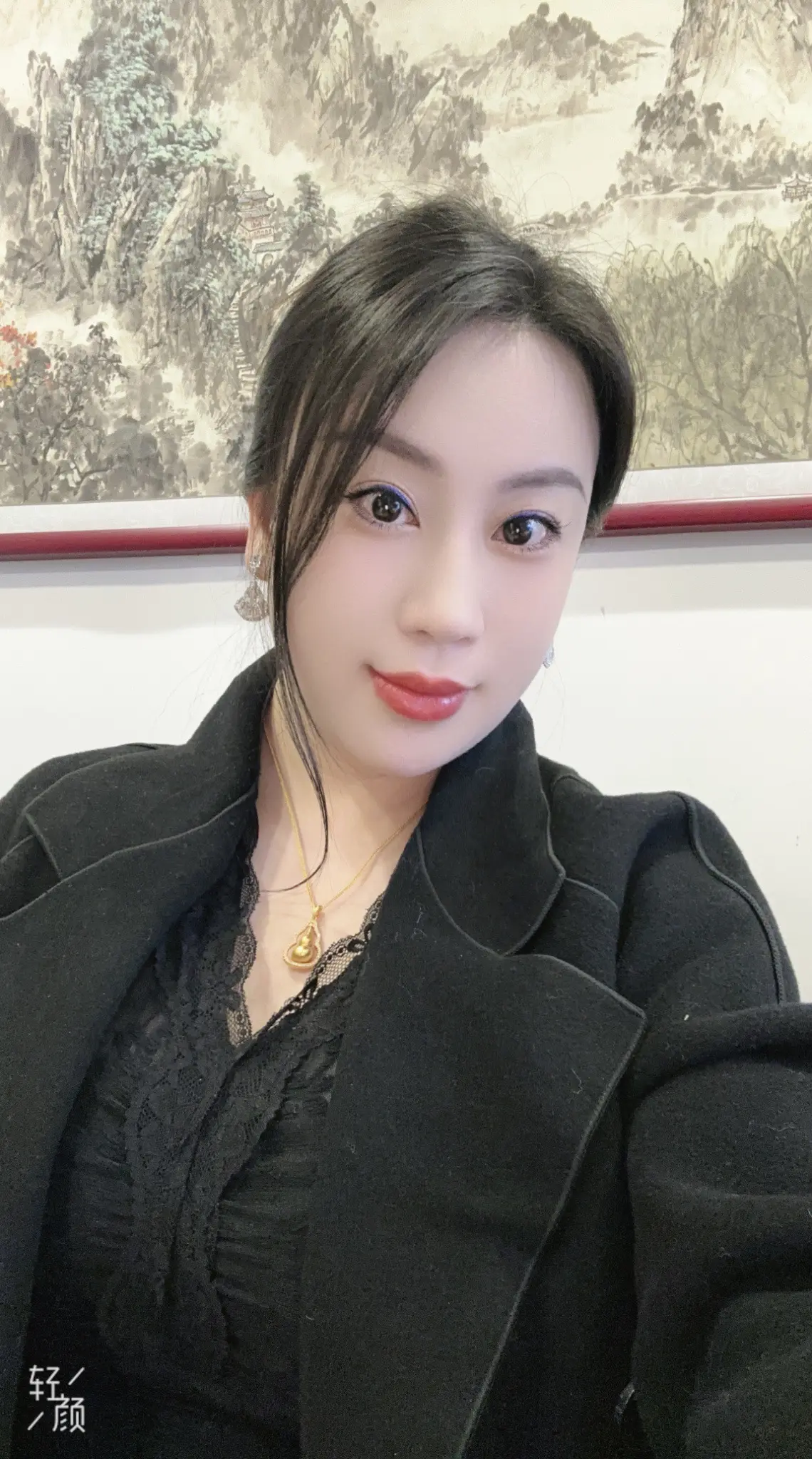 老板娘 烟酒店老板娘 御姐 知性女人 努力工作的女人很美